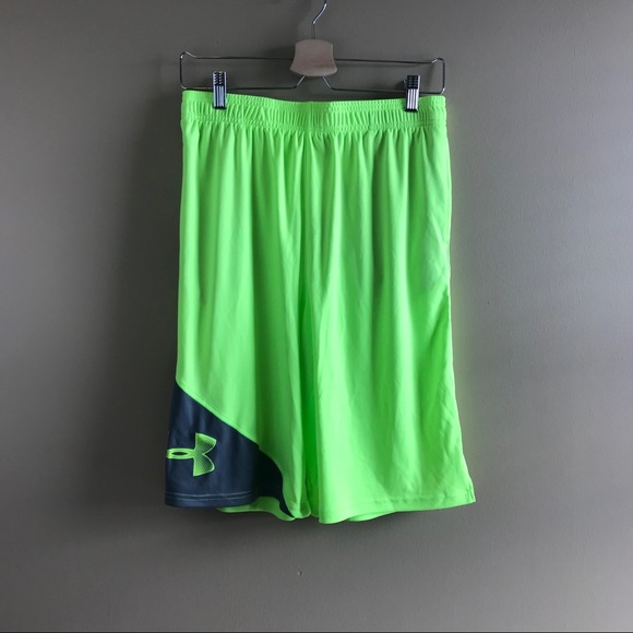 under armor shorts sizing